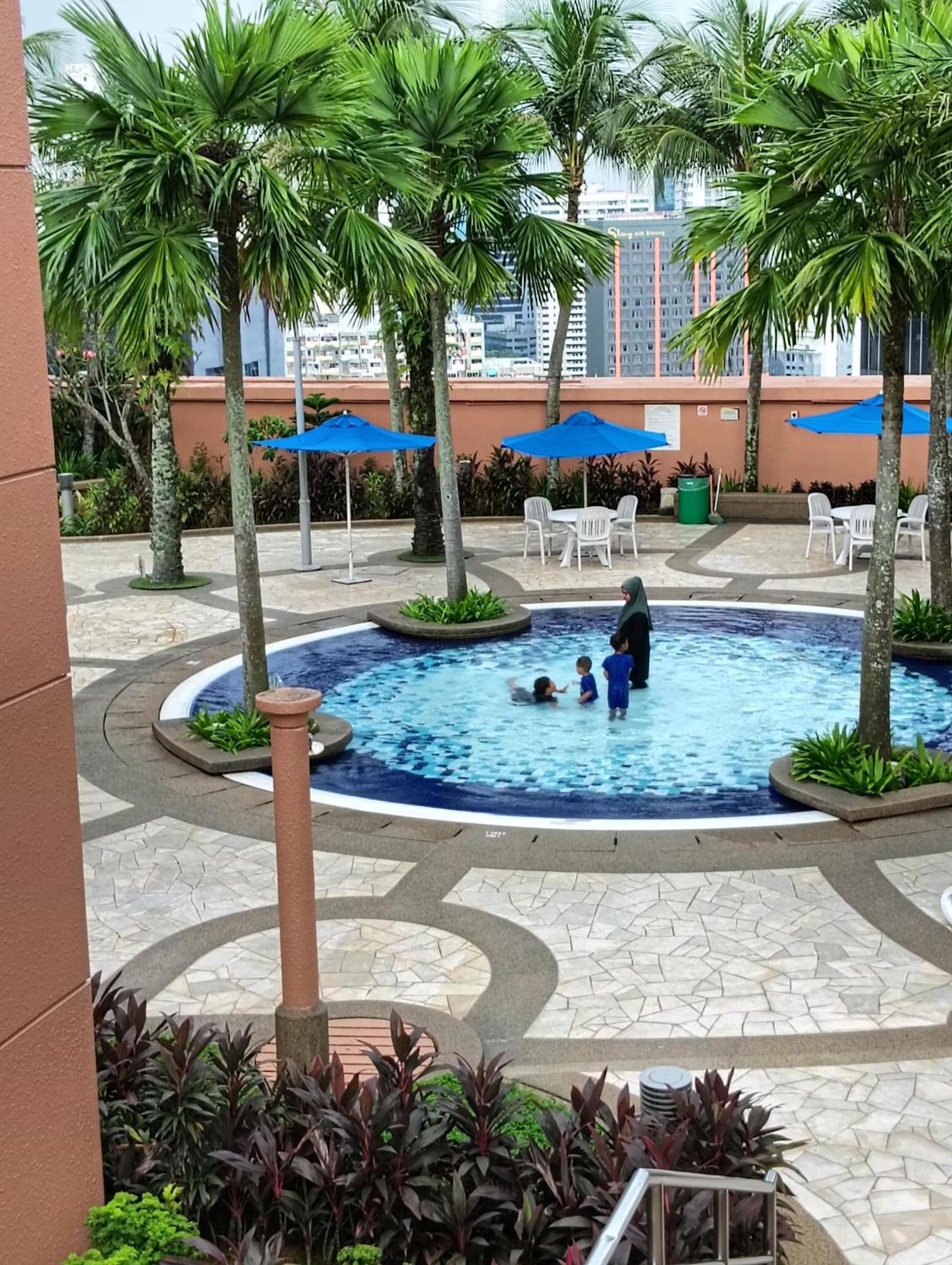 The Premier Residential Service At Times Square Pangsapuri